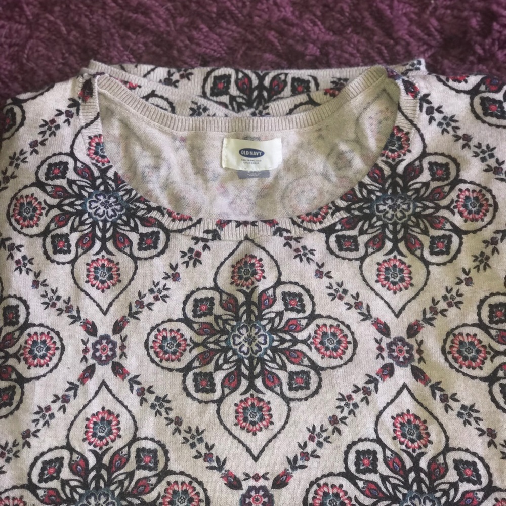 Sweater. Funky - Picture 3 of 3